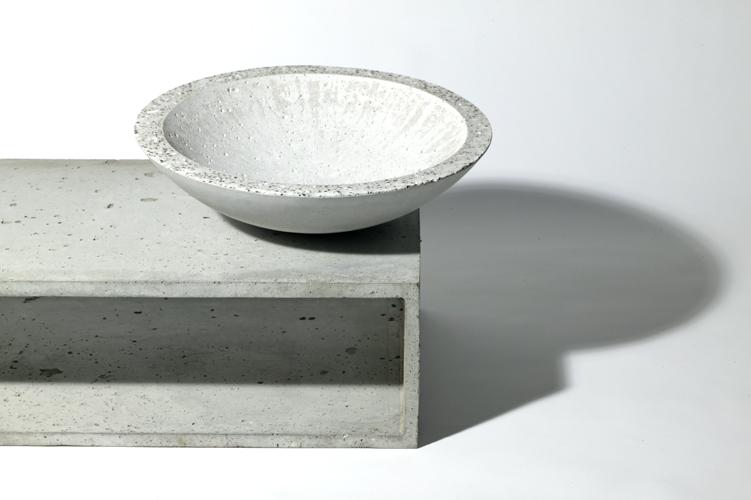 würfel und schale, beton